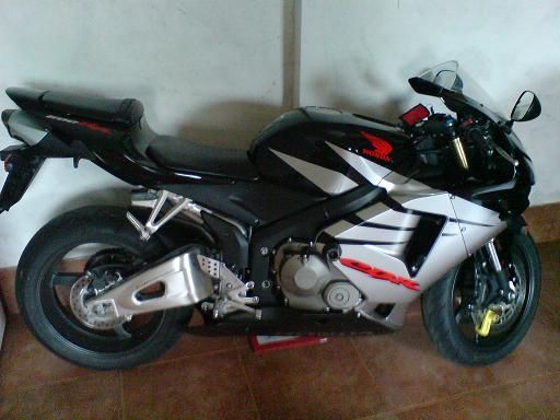 HONDA CBR 600 RR