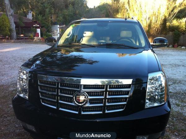 SE VENDE CADILLAC ESCALADE