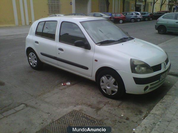 vendo renault clio expression
