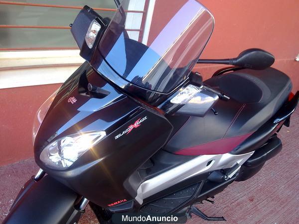 yamaha xmax 125 cc blackmax
