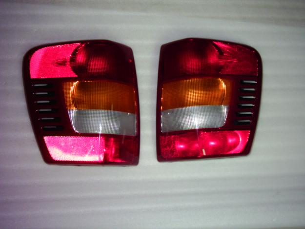 PILOTOS FAROS CHAPA LUNAS Y MAS RECAMBIOS DE JEEP CHEROKEE GRAND CHEROKEE