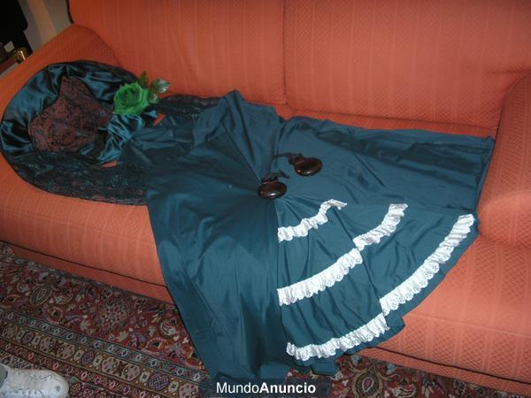Vendo trajes de baile