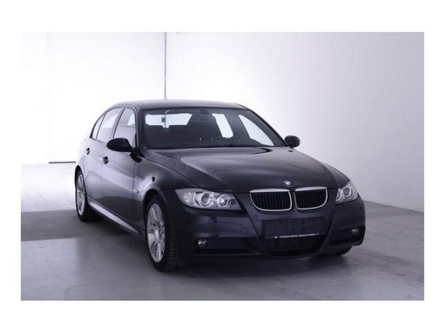 BMW 320 D AUT. M PAKET,BI-XENON,NAVI,ALCANTARA...