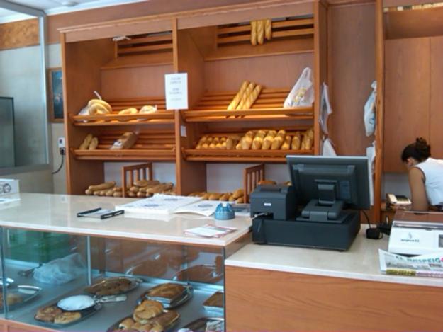 MOBILIARIO DE PANADERIA. Panera CobaMaq