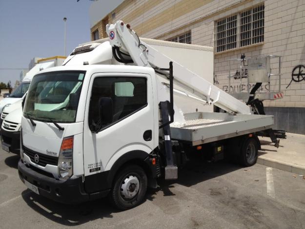 Camion cesta de 15 metros telescopico