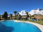 Adosado con 3 dormitorios se vende en Estepona, Costa del Sol - mejor precio | unprecio.es