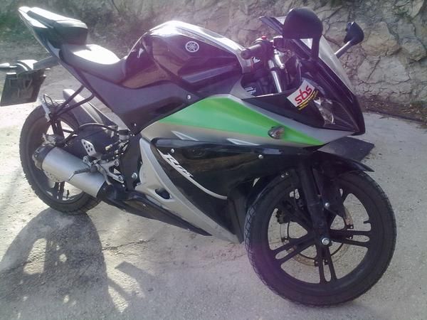 moto yamaha yzf-r