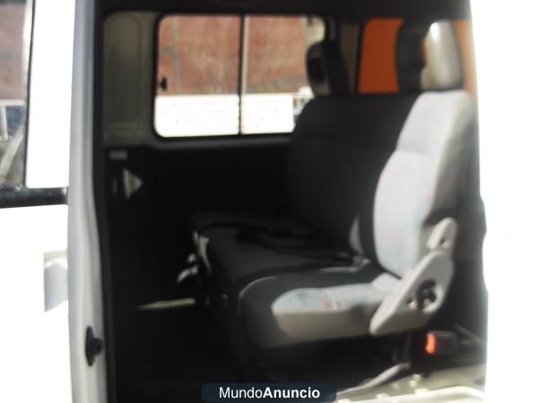 NISSAN - VANETTE CARGO