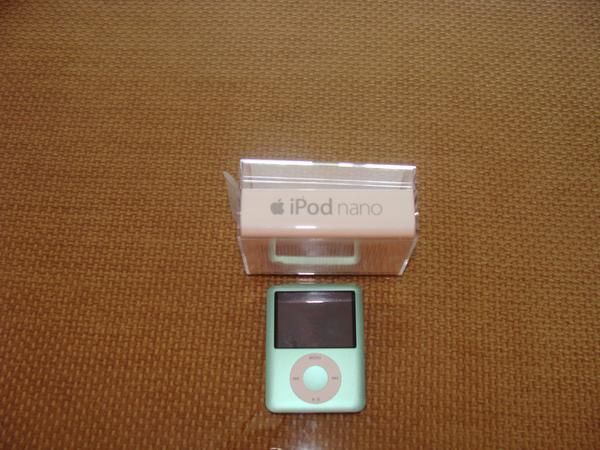 VENDO IPOD NANO DE 8 GIGAS MARCA MAC DE APPLE EN  VERDE