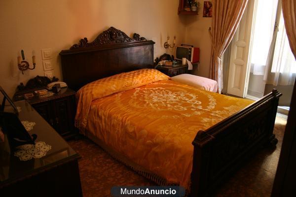 Muebles dormitorio madera nogal maciza española