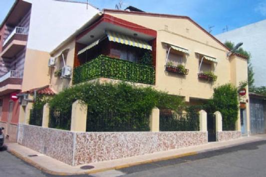 4 Dormitorio Casa En Venta en Chella, Valencia