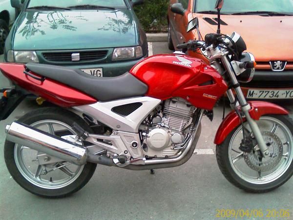 VENDO HONDA CBF 250cc  POR 1700 EUR