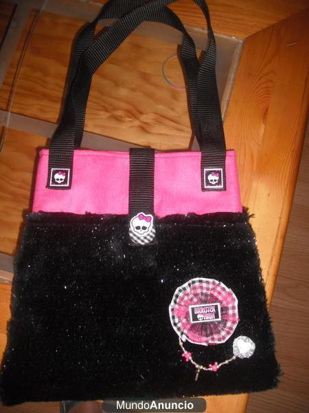 Bolso y estuche Monster High