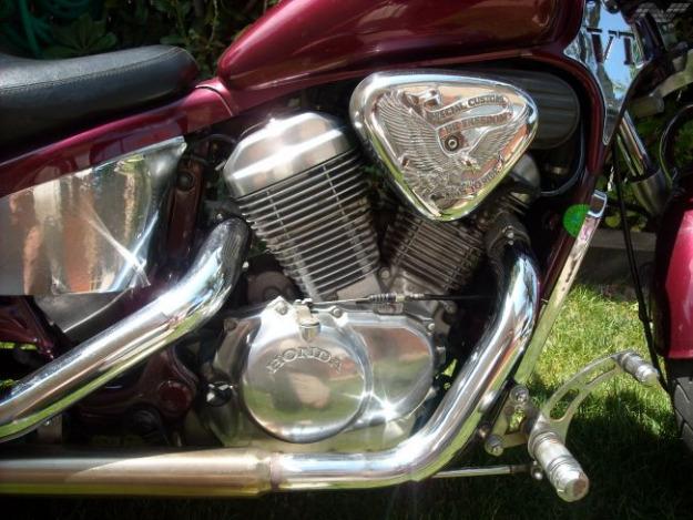vendo honda shadow vt 600