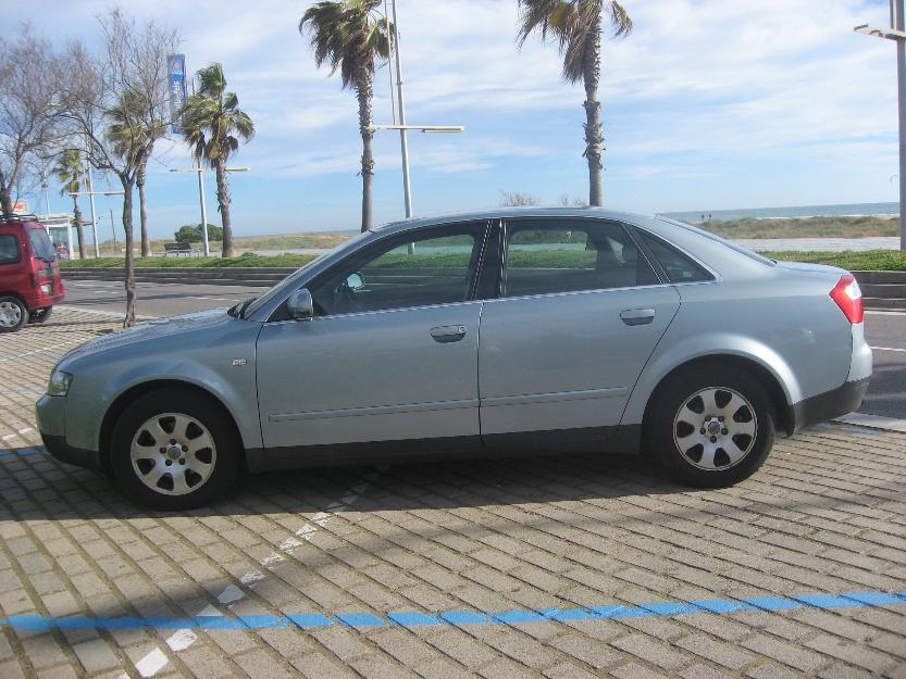 Audi a4 2.0 130 cv gasolina. manual