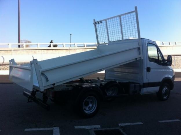 Camion iveco daily structure-cabines 4x2