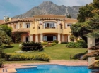 Chalet con 5 dormitorios se vende en Marbella, Costa del Sol - mejor precio | unprecio.es