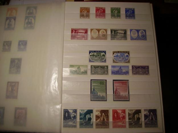 Se venden colecciones de sellos