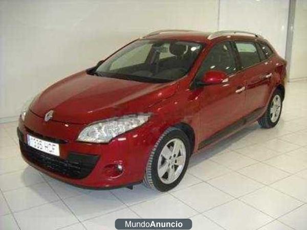 Renault Megane Sport Tourer Dynamique dCi 11