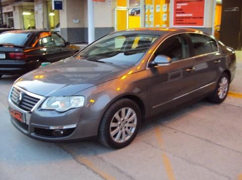 Volkswagen Passat 2.0 TDI-140cv  ADVANCE  Climatizador, Llantas 16, Bluetooth
