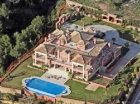 Chalet con 10 dormitorios se vende en Marbella, Costa del Sol - mejor precio | unprecio.es