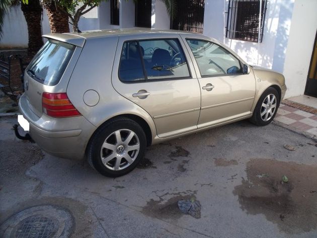 VOLKSWAGEN Golf 1.9TDI Conceptline