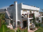 Adosado con 3 dormitorios se vende en Estepona, Costa del Sol - mejor precio | unprecio.es
