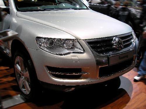 Comprar coche Volkswagen TOUAREG 2.5 TDI R5 '07 en Barcelona