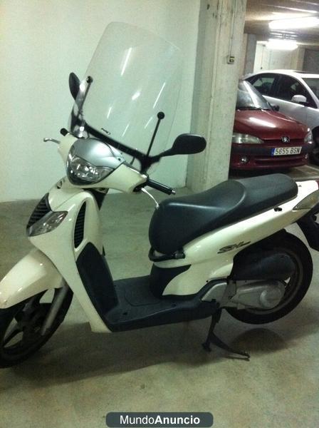 Gran Oportunidad HONDA SCOOPY SH125