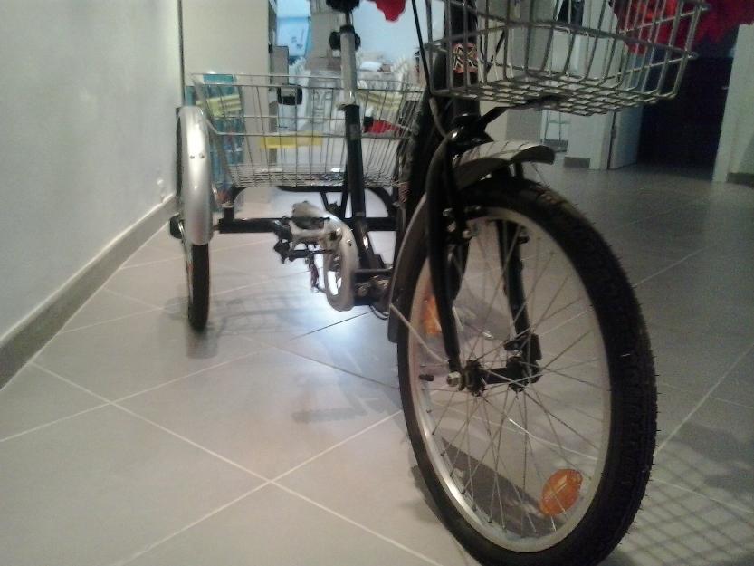Bicicleta de 3 ruedas nueva!!