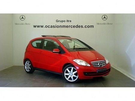 MERCEDES-BENZ A 180 CDI RED&BLACK - Madrid
