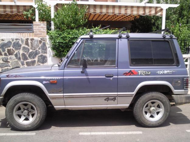 SE VENDE TODOTERRENO