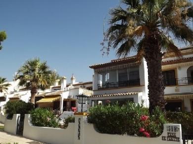 Apartamento con 2 dormitorios se vende en Villamartin, Costa Blanca
