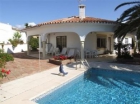 Chalet con 4 dormitorios se vende en Mijas Costa, Costa del Sol - mejor precio | unprecio.es