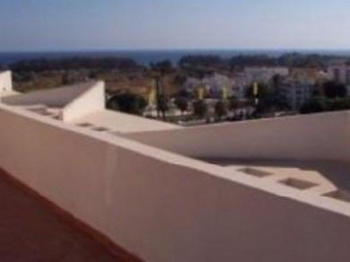 Apartamento con 4 dormitorios se vende en Marbella, Costa del Sol