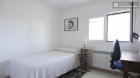 Rooms available - Large 2-bedroom apartment in peaceful Orcasitas - mejor precio | unprecio.es