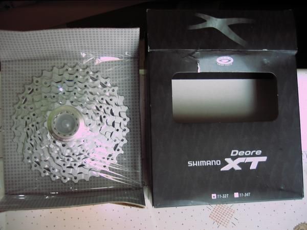 VENDO CADENA Y CASSETE SHIMANO XT