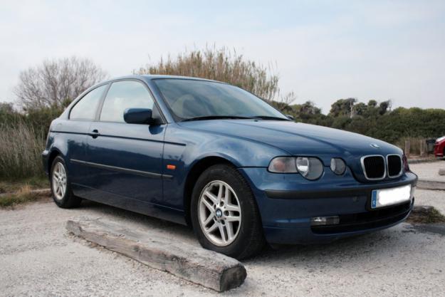 BMW 316 TI Compac. 115 cv. Azul metalizado.