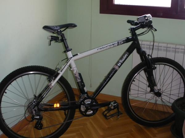 SE VENDEN 2 BICICLETAS