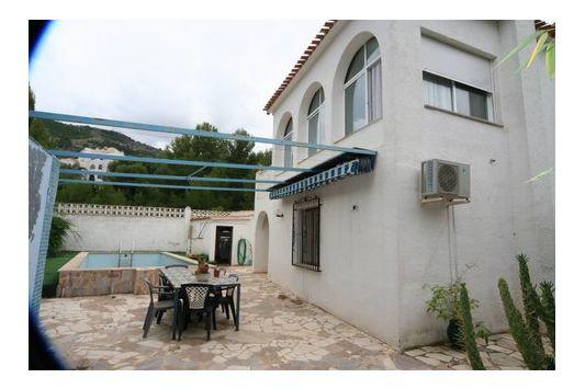 5 Dormitorio Chalet En Venta en Albir, Alicante