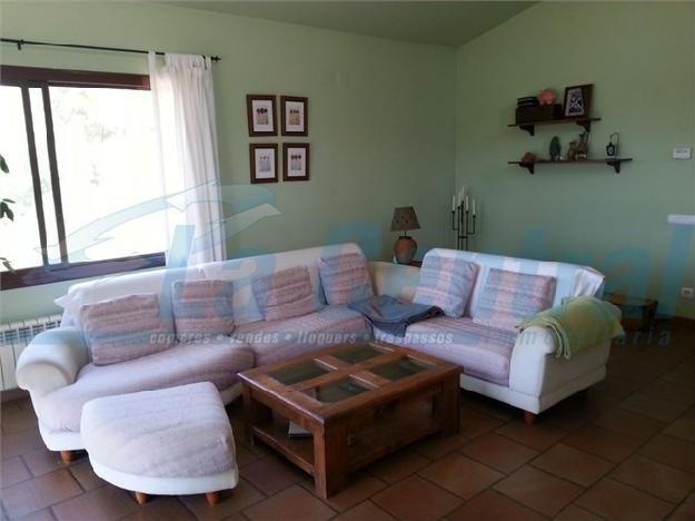 Chalet en venta en Tortosa en la urbanización de Sant Josep de la Muntanya. Baix Ebre. Ref. Inmobiliaria 10697