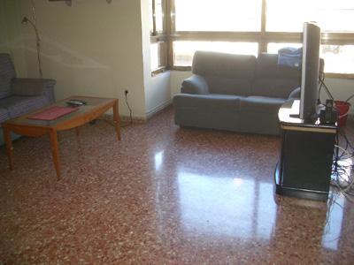 Valencia piso 4 dormitorios 2 baños calefacción garaje 190000Euros