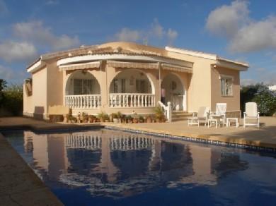 Chalet con 3 dormitorios se vende en Ciudad Quesada, Costa Blanca