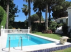 Chalet con 4 dormitorios se vende en Marbella, Costa del Sol - mejor precio | unprecio.es