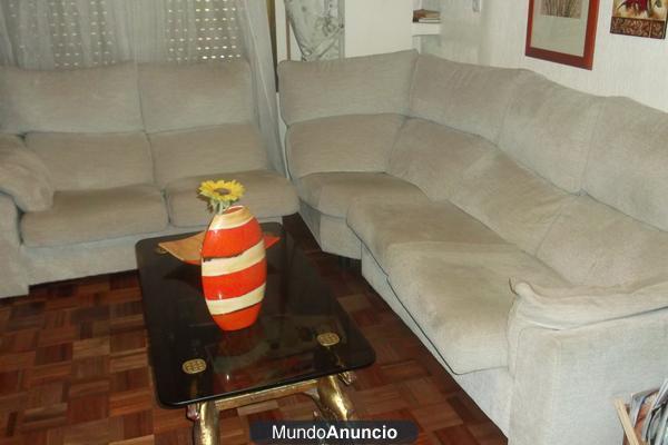 VENDO PRECIOSO SOFA EN FORMA DE GRAN CALIDAD