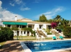 Chalet con 6 dormitorios se vende en Marbella, Costa del Sol - mejor precio | unprecio.es