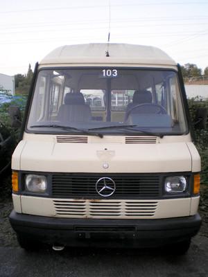 MERCEDES-BENZ 208 D