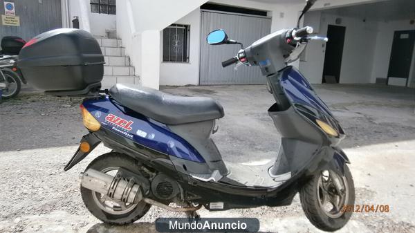 moto Azel de 4 tiempos