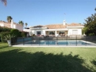 Chalet con 4 dormitorios se vende en Marbella, Costa del Sol - mejor precio | unprecio.es