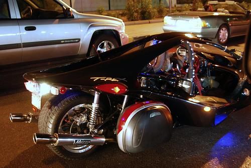 SE COMPRAN TODA CLASE DE COCHES MOTOS CICLOMOTORES SE PAGAN AL MOMENTO Y AL MEJOR PRECIO TELEFONO 600312914